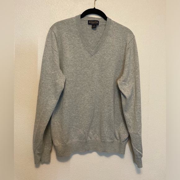 Brooks Brothers V-Neck 100% Supima Cotton - Picture 1 of 5